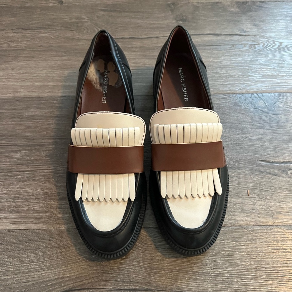 Marc Fisher Calixy Loafer 8 1/2